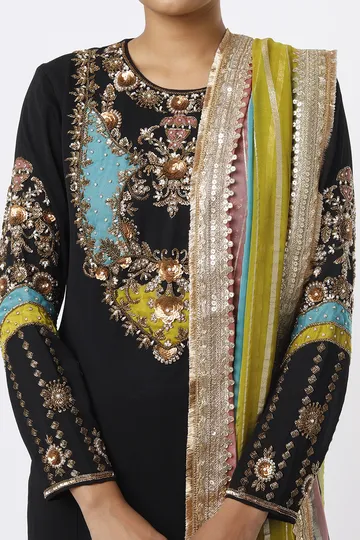 Black Embroidered Kurta Set image 4